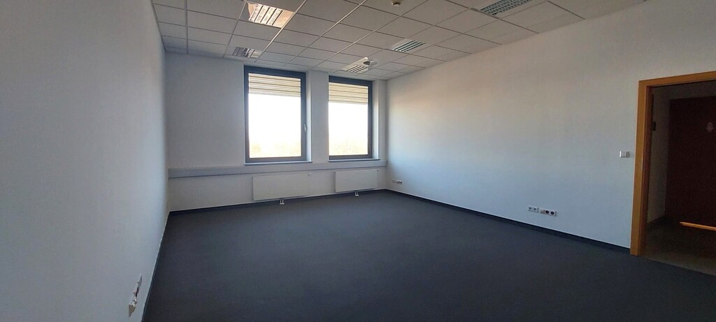 Do wynajęcia biuro 44,9 m² | Legnicka 50 |