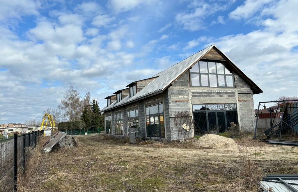 Lokal | sprzedaż | 450 m2 | Kiełczów
