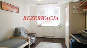 2 pokoje * I piętro * winda * os. Sobieskiego