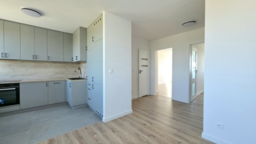 Po remoncie**3 Pokoje**Balkon**Piwnica