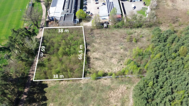 Działka z przeznaczeniem komercyjnym / 0,268 ha