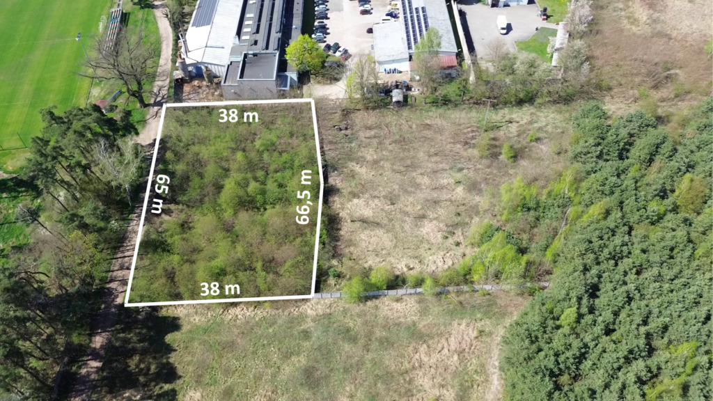 Działka z przeznaczeniem komercyjnym / 0,268 ha