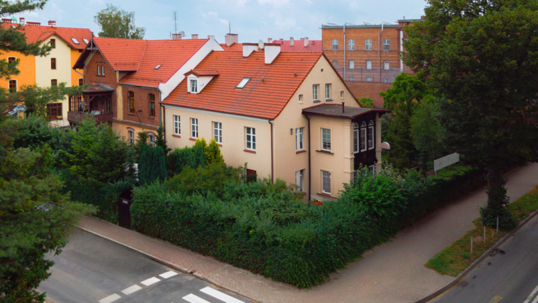 Dom z lokalem usługowym | Centrum miasta