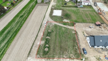 Działka budowlana 1200 m² – Chrząstowice