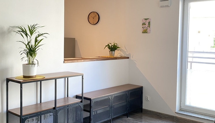 Komfortowa kawalerkaI ul. AwicennyI Oporów