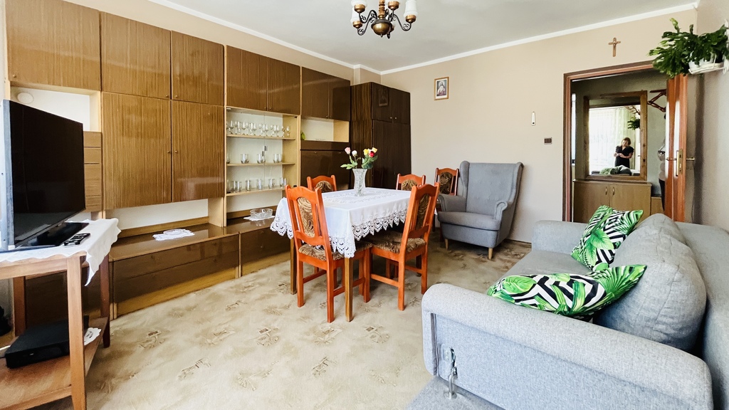 3 pokojowe mieszkanie z balkonem | Oleśnica