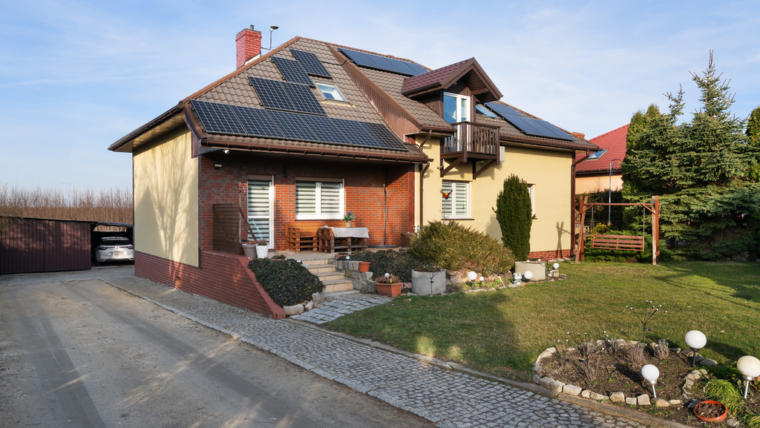 Dom 220m2+| Działka| Garaż| PC+ PV 6.2kW| Malczyce