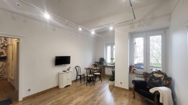 2 Pokoje| Balkon | Idelane na działalność | Gajowa