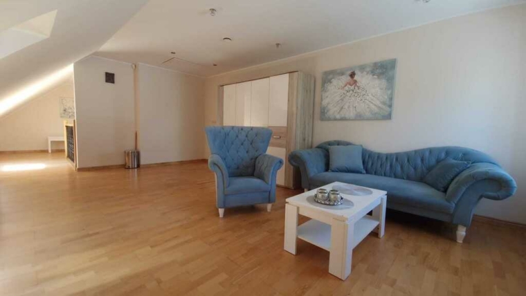 Kąty Wrocławskie – dom 220 m2 – 3 mieszkania