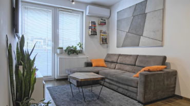 Ustawne trzy pokoje/balkon/garaż/komórka