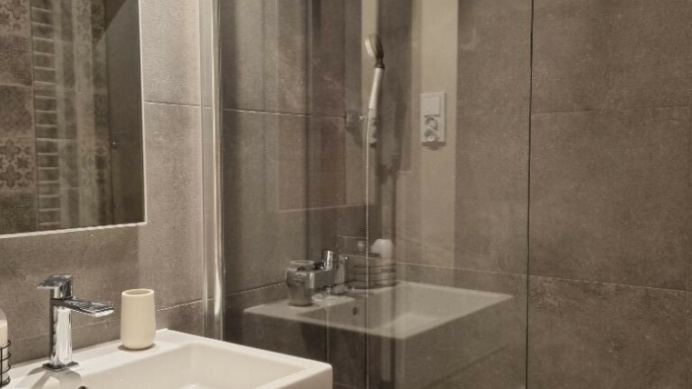 Nowoczesne 2 pokojowe z ogródkiem