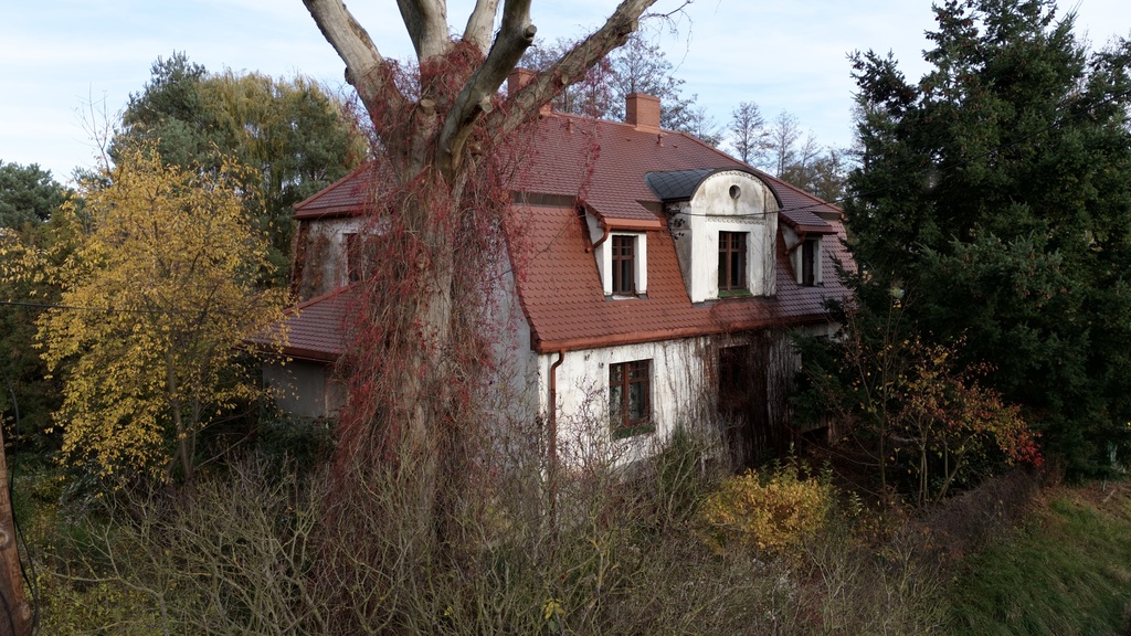 Dom wolnostojący po remoncie | Wnętrza do adaptacj