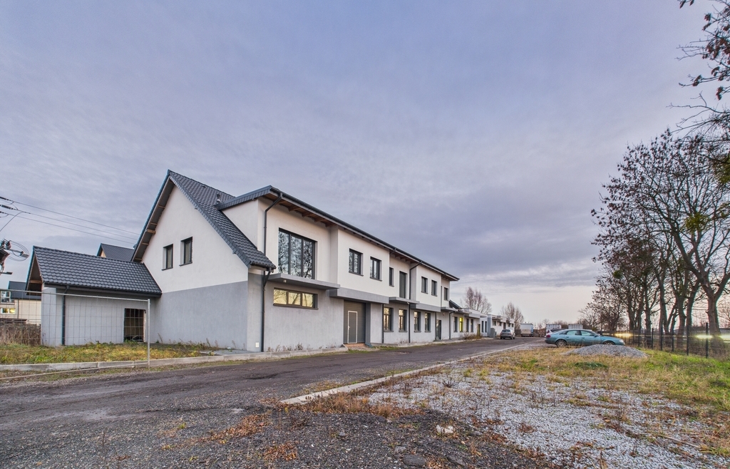 Obiekt komercyjny | 15 km od Wrocławia