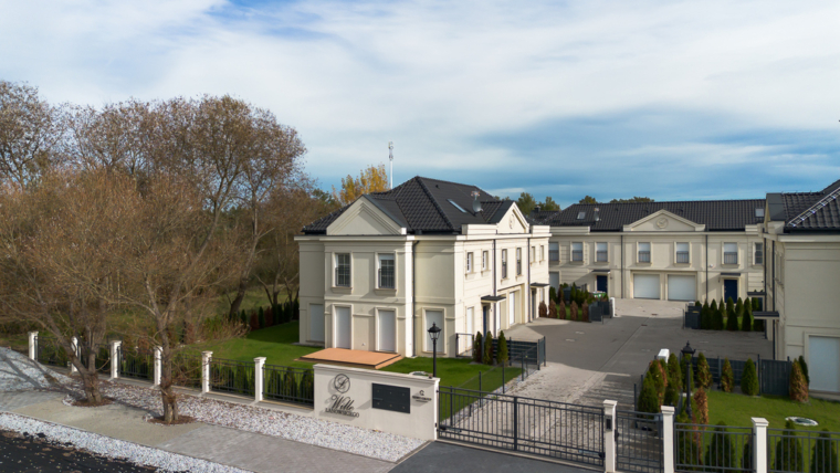 Dom w zabudowie bliźniaczej na sprzedaż