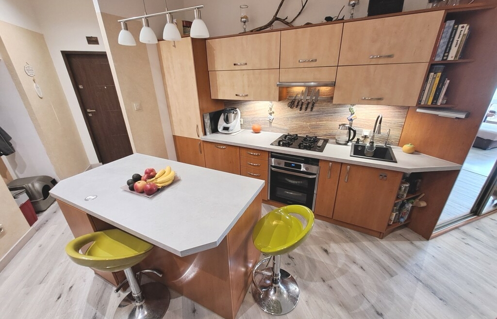 Przytulne mieszkanie w kamienicy | 4 pokoje