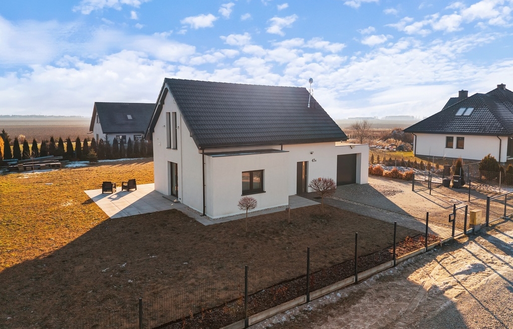 Dom wolnostojący | 4 pokoje | Działka 1010 m2