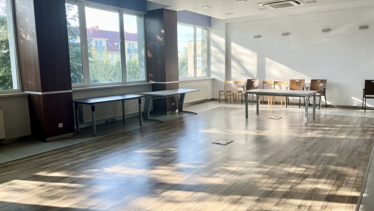 Lokal open space | 72m2 | sala konferencyjna