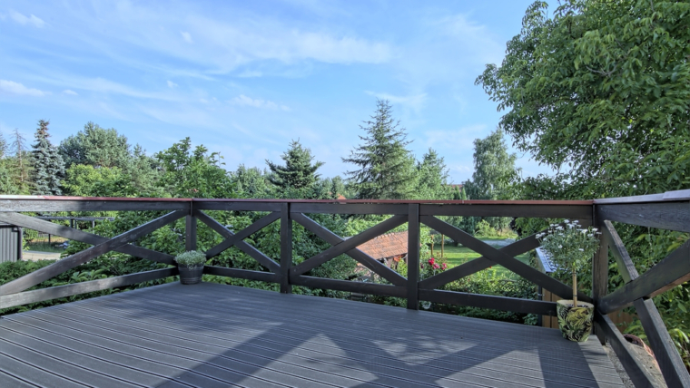 6 pokoi/2 kuchnie/2 łazienki/3 garaże/ogród