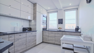 Narożne/trzypokojowe/duży balkon/garaż/cisza