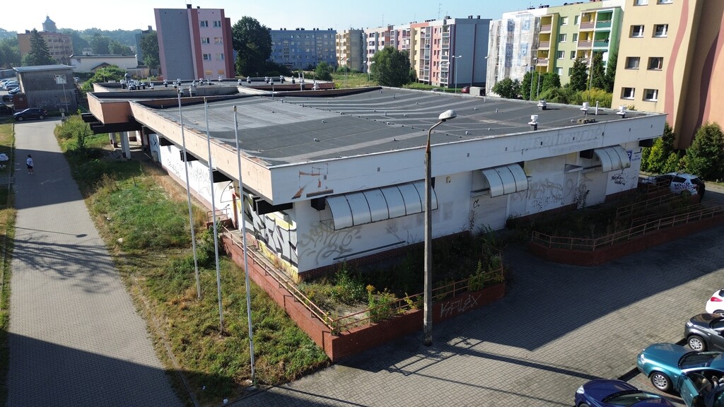 Lokal komercyjny 1420 m² – Koźle