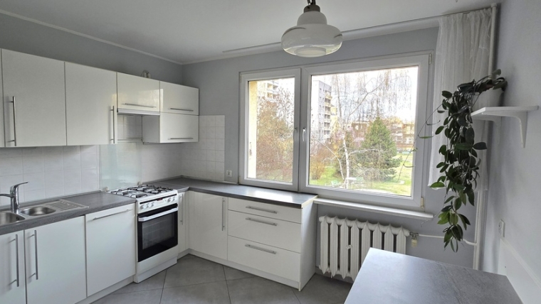 3 pokoje z dużą kuchnią | balkon | 69 m² | Bajana