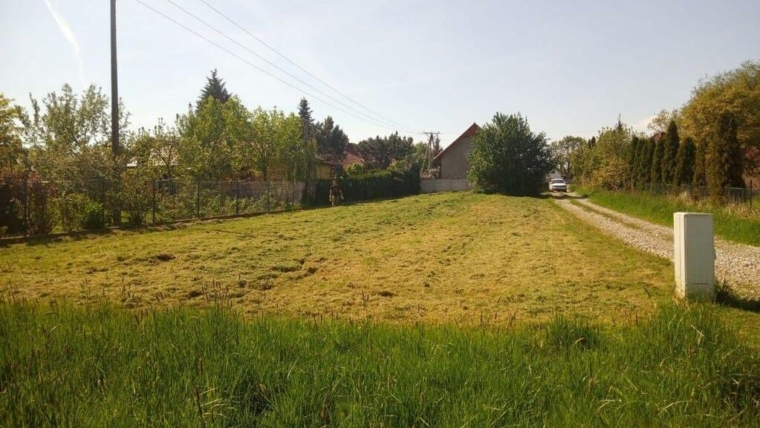 Działka budowlana 928 m² z WZ – Wilkszyn