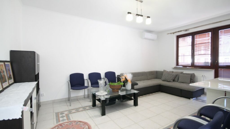Płyta Rynku, 70m2, własny garaż, 2 tarasy