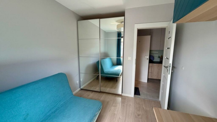 Pokój w nowoczesnym apartamentowcu | Ul. Tęczowa