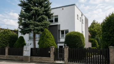 Na sprzedaż I Willa przy Al. Piastów I 340 m2