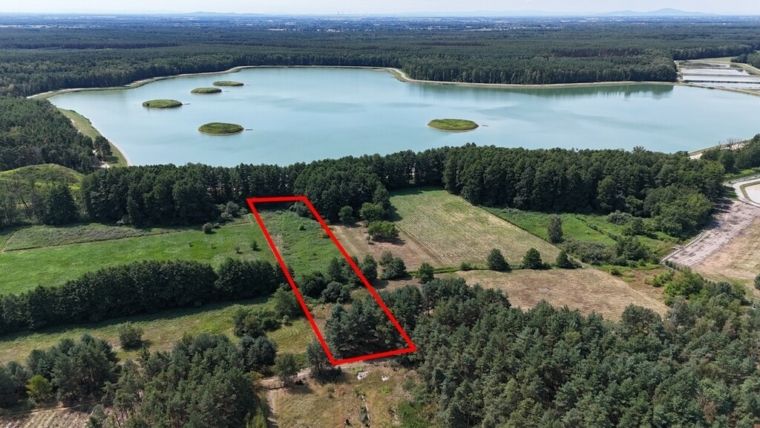 Działka widokowa nad jeziorem