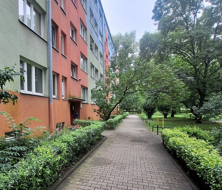 3 pokoje I osobna kuchnia | obok SKy Tower I