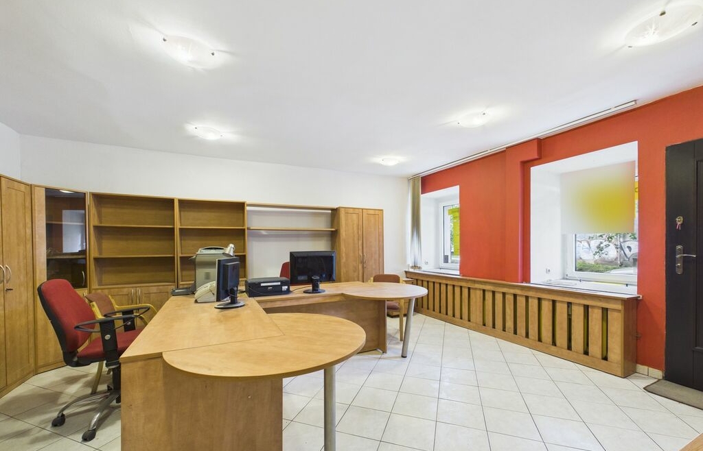 Lokal usługowy 64,5m2 |3 pokoje | witryna |parking