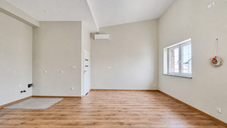 Lokal 38 m² po remoncie | klimatyzacja | parking