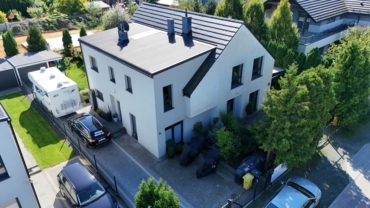 WYJĄTKOWY BLIZNIAK W DOMASZCZYNIE I 90 m² I OGRÓD Z NAWADNIANIEM I